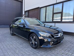 Mercedes Benz C 180 d T-Modell Avantgarde / AUT / NAVI