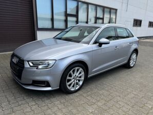 AUDI A3 Sportback 30 TDI / NAVI / XENON
