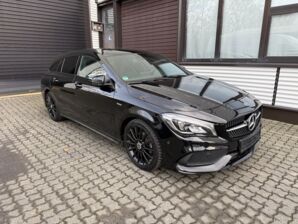 Mercedes Benz CLA 200 d Shooting Brake AMG-Line / Panoramadach