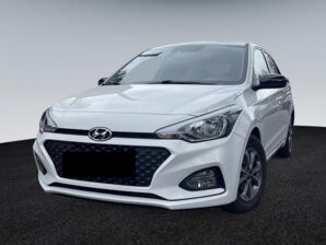 Hyundai i20 1,2 Yes / Navi / Kamera