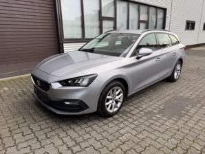 SEAT LEON Sports Tourer Style 2.0 TDI / AUT / NAV/ / VIRTUAL