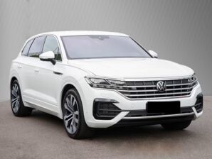 VW Touareg 3,0 TDI R-Line Innovision / ALLRAD / VIRTUAL / AHK