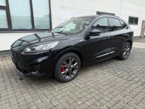 Ford Kuga 1,5 Eco Blue ST-Line / AUT / KAMERA / NAVI / VIRTUAL
